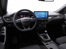 FORD_FORD_FOCUS_2444389_7.jpg