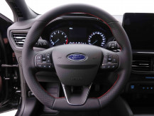 FORD_FORD_FOCUS_2444401_9.jpg