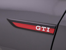 VOLKSWAGEN_VOLKSWAGEN_GOLF GTI_2445263_23.jpg