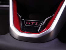 VOLKSWAGEN_VOLKSWAGEN_GOLF GTI_2445340_21.jpg